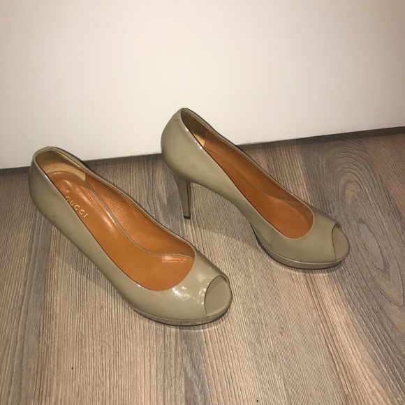 Gucci Gray Platform Heels - Picture 3 of 3